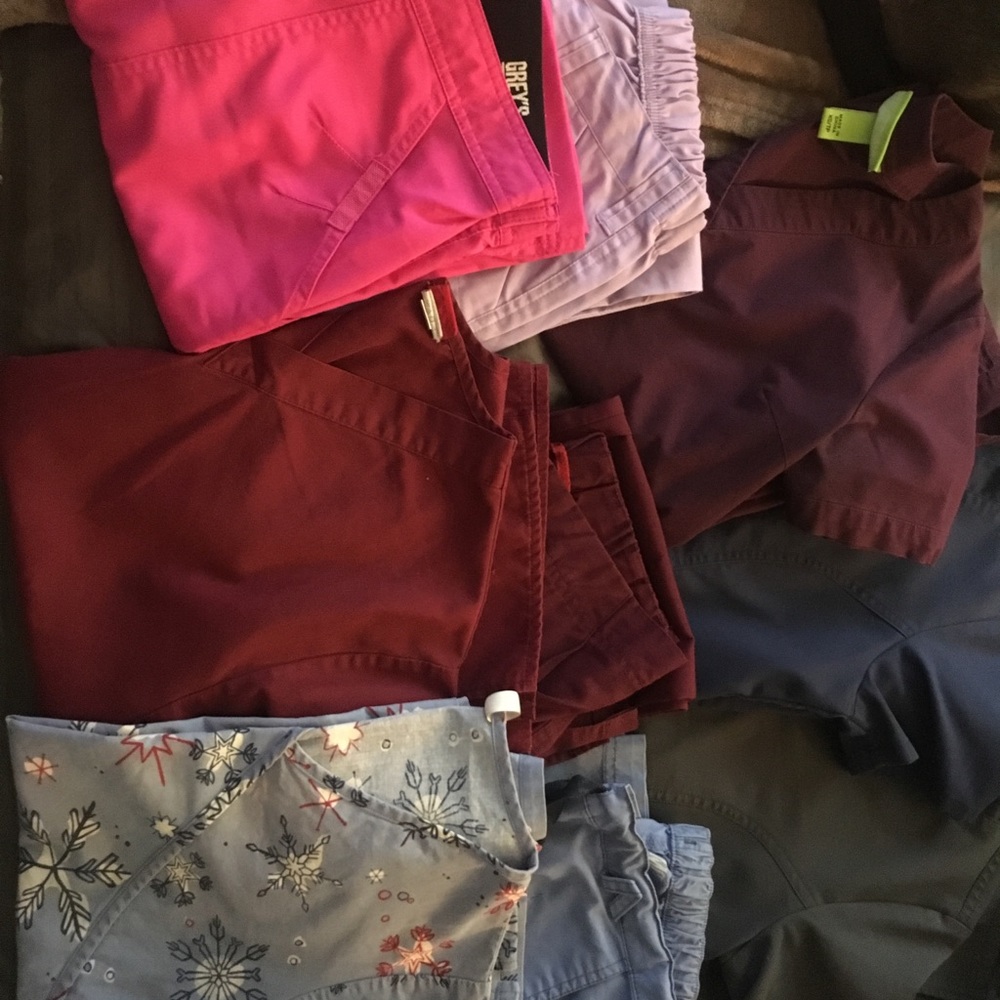 Scrub Bundle!! 9 Pieces